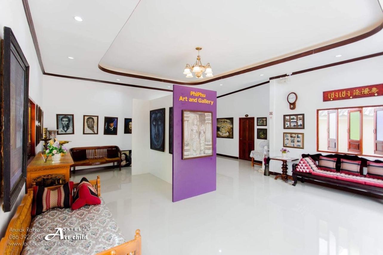 Phiphu Art And Gallery Boutique スコタイ エクステリア 写真